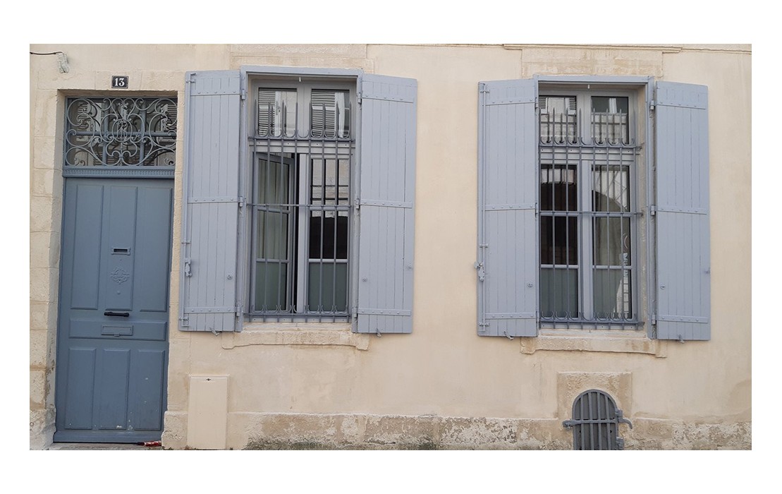 Pourquoi nos grilles sont-elles plus chères que certaines grilles vendues en grande surface ?